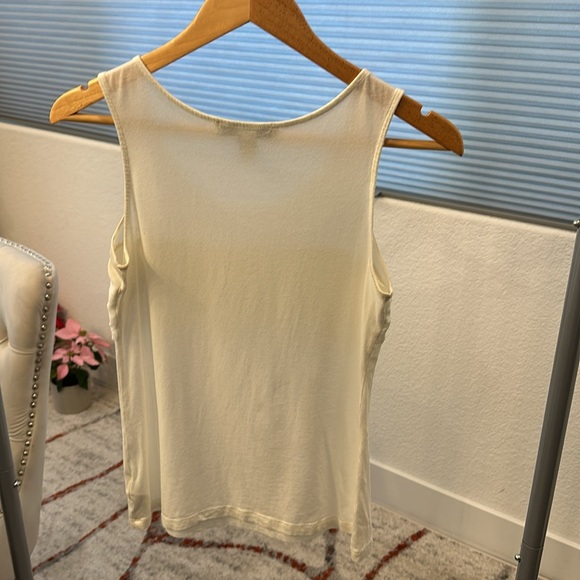 Forever 21 Ruffle front Tank - Picture 2 of 4